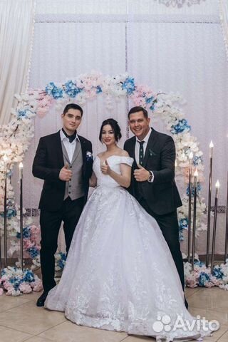 Ведущий праздников Саксофонист