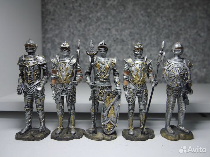 Отличные фигурки рыцарей