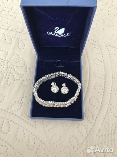 Браслет и серьги Swarovski