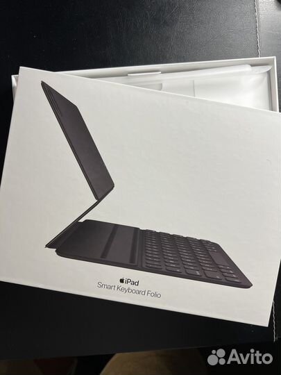 SMART keyboard folio iPad pro 11 (2020)