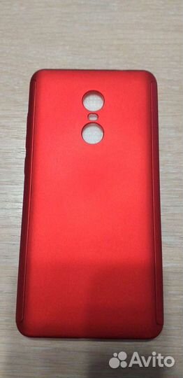 Чехол на телефон