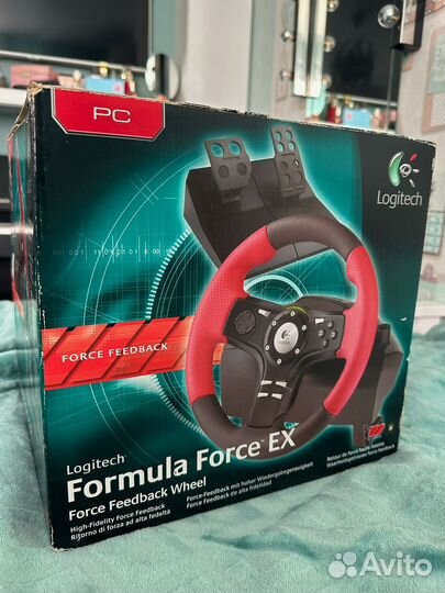 Игровой руль logitech