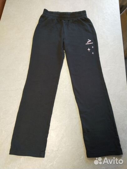 Спортивные штаны