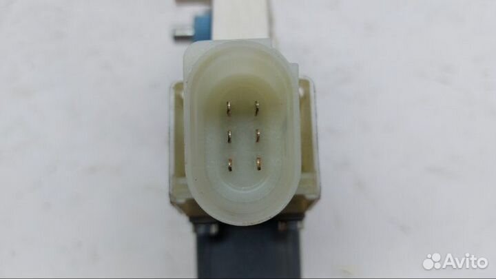 Мотор стеклоподъемника передний правый Bmw