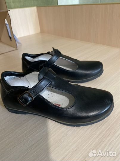 Туфли школьные для девочки 29 размер, кожа