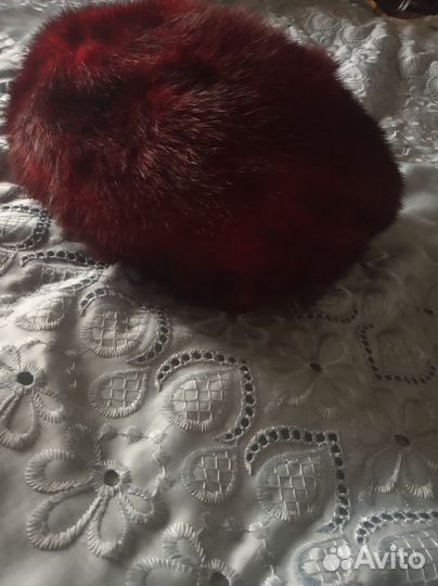 Шапка берет норковый