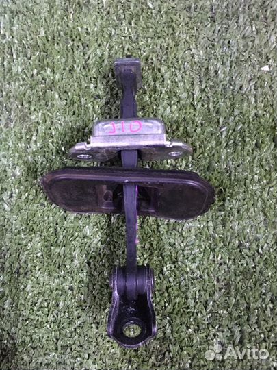 Ограничитель двери передний Nissan Qashqai J10