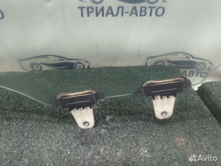 Стекло двери заднее левое Suzuki Grand Vitara J20A