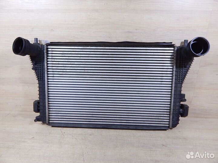 Интеркулер Skoda Octavia A5