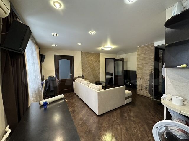 3-к. квартира, 43 м², 1/5 эт. в аренду Щекино | Снять квартиру | Авито