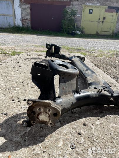 Балка задняя skoda rapid