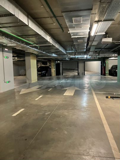 Машиноместо, 14 м²