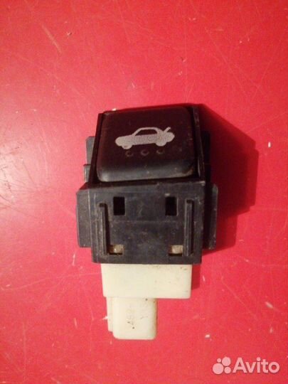 Кнопка открывания багажника Mazda 6 GG