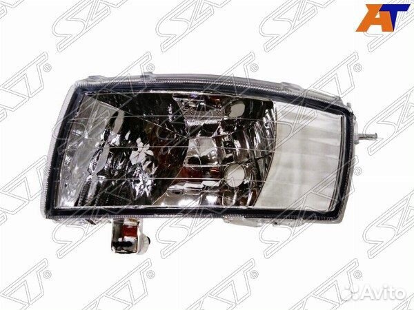 Фара противотуманная toyota corolla