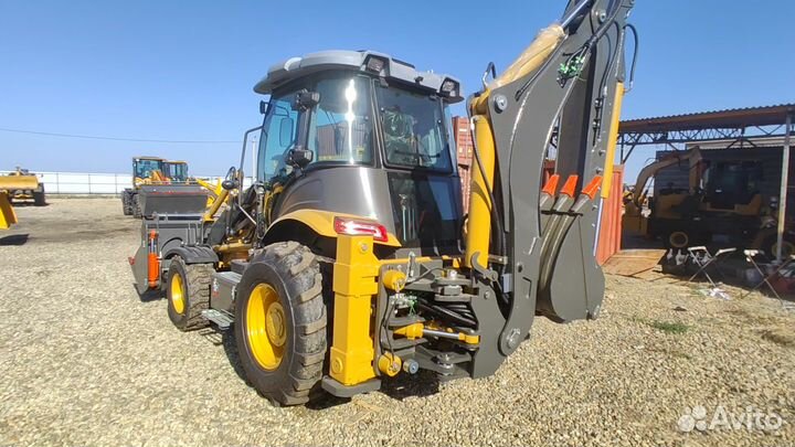 Экскаватор-погрузчик CASE 695SM, 2023