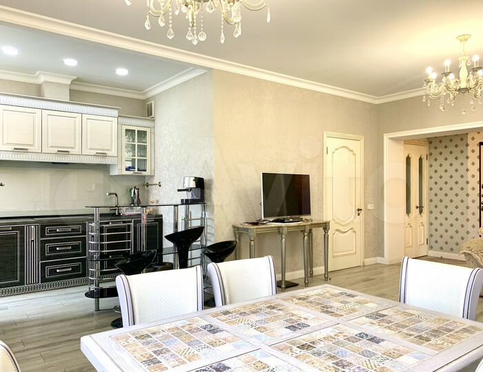 3-к. квартира, 107 м², 11/16 эт.