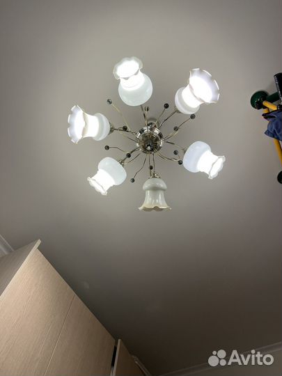 Люстра потолочная 6 плафонов