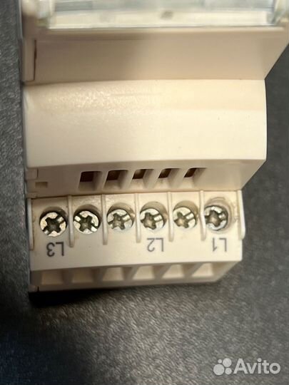 Schneider Electric RM35TF30 Реле, 2 шт