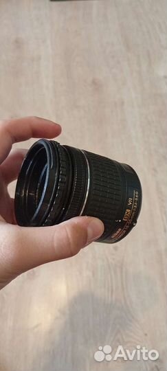 Объектив nikon 18-55мм