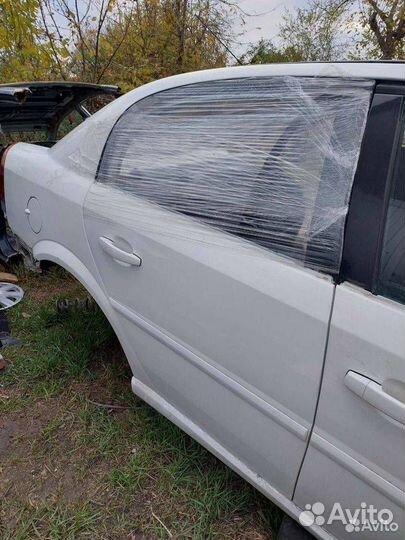 Дверь задняя правая Opel Vectra