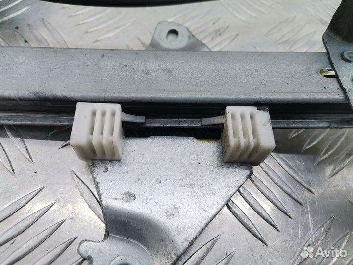 Стеклоподъемник передний левый Nissan Note E11