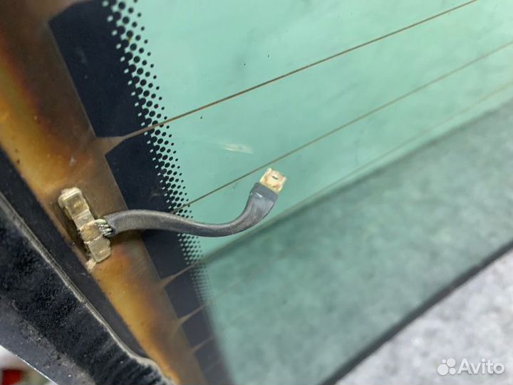 Стекло заднее Ford Mondeo B4Y 2005