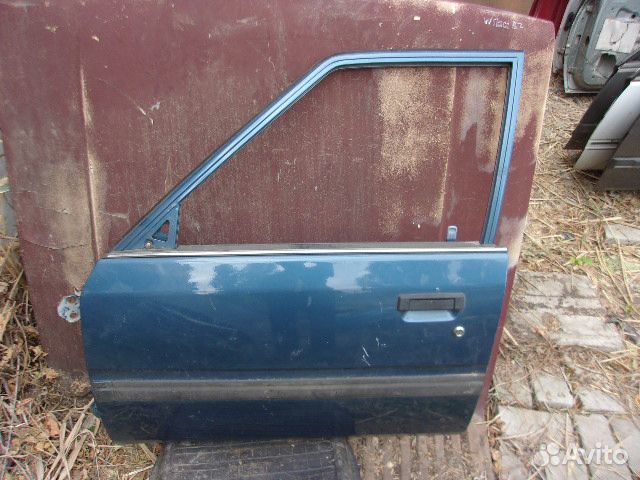 Мазда 626 GC седан 82-87г. дверь передняя левая