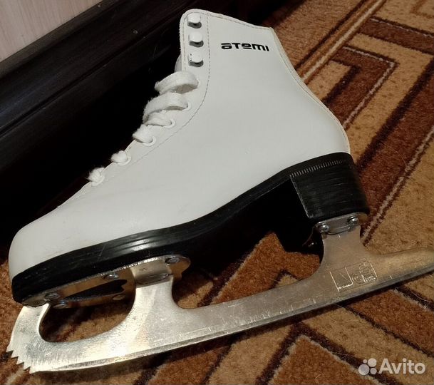 Коньки фигурные 31 размер