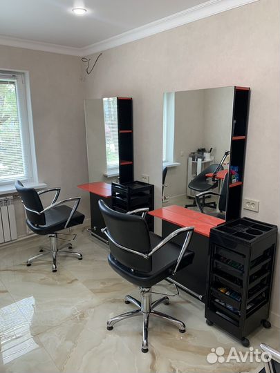 Работа в салоне красоты