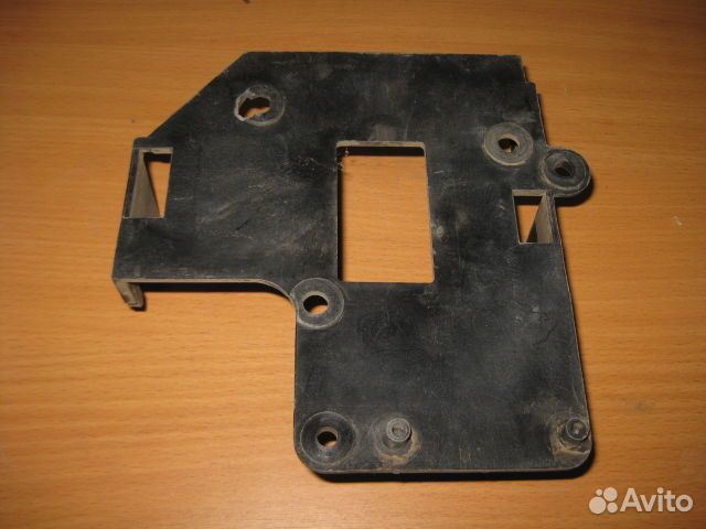 Кронштейн Daewoo Nexia (N100) I (1995–2008)