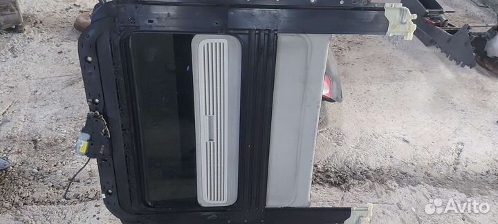 Люк на Volkswagen Passat B6