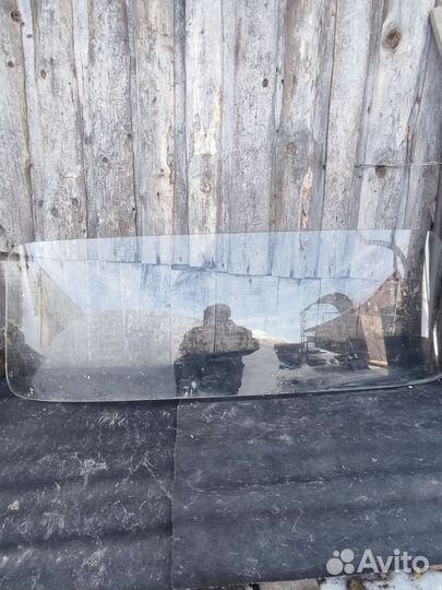 Лобовое стекло га 52 и 53