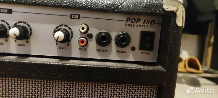 Комбоусилитель для бас гитары Belcat Pop15B Новый