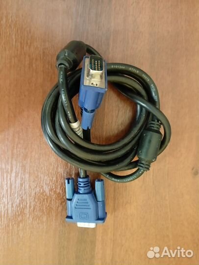 Кабели VGA, DisplayPort