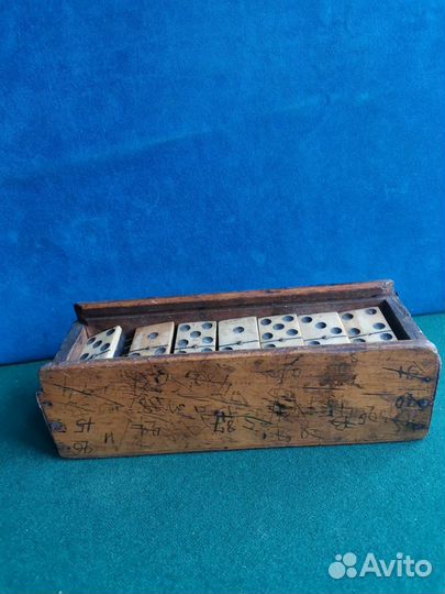 Домино старинное