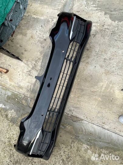 Передний бампер на BMW 5 G30