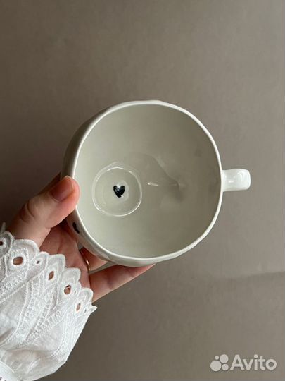 Чашка (кружка) из фарфора с сердечками