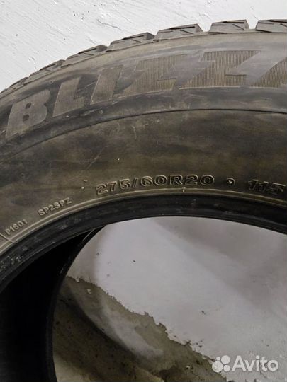 Bridgestone Blizzak Spike-02 275/60 R20 115