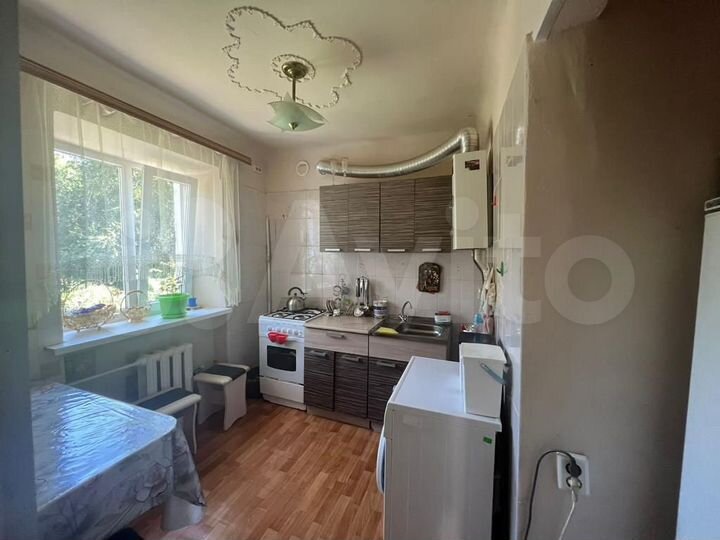 2-к. квартира, 49 м², 2/4 эт.