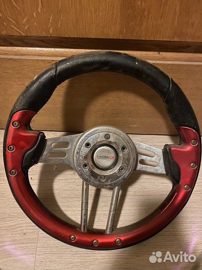 Спортивный руль T-Horn