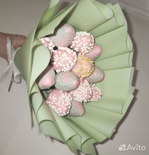 Сладкие подарки. Клубника в шоколаде