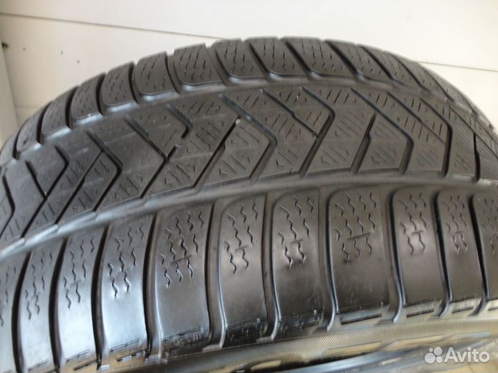 Pirelli Winter SnowControl Serie III 235/50 R18