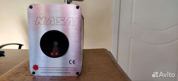 Лазер и шар зеркальный для мероприятий