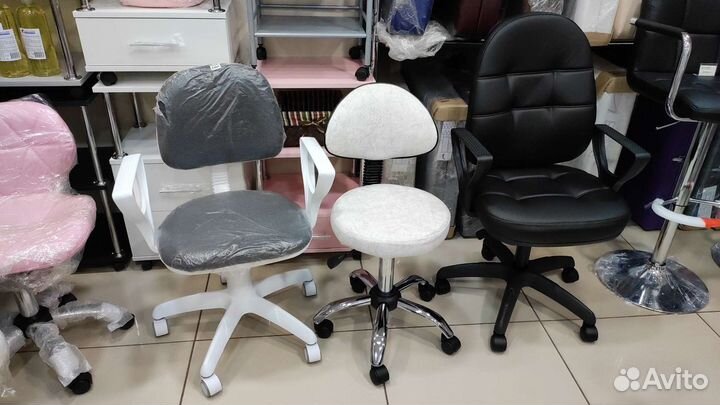 Столик косметолога, косметологическая тележка стул