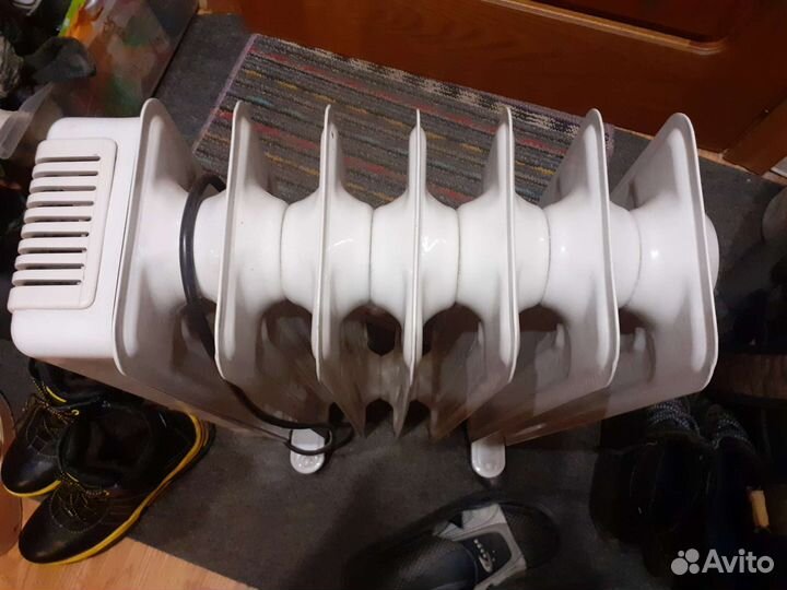 Масляный обогреватель Италия