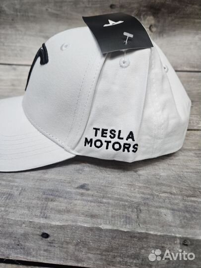 Бейсболка Tesla
