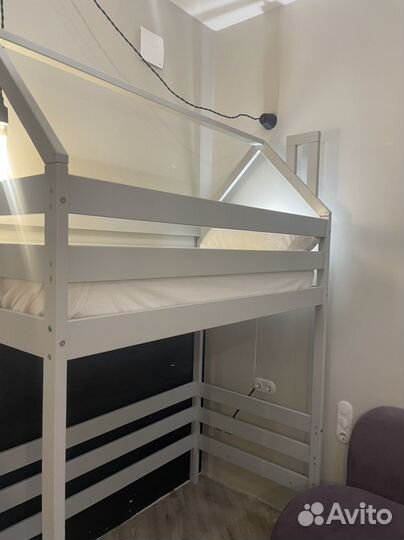 Кровать домик