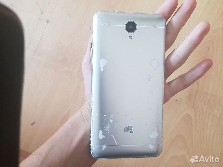 Телефон Xiaomi