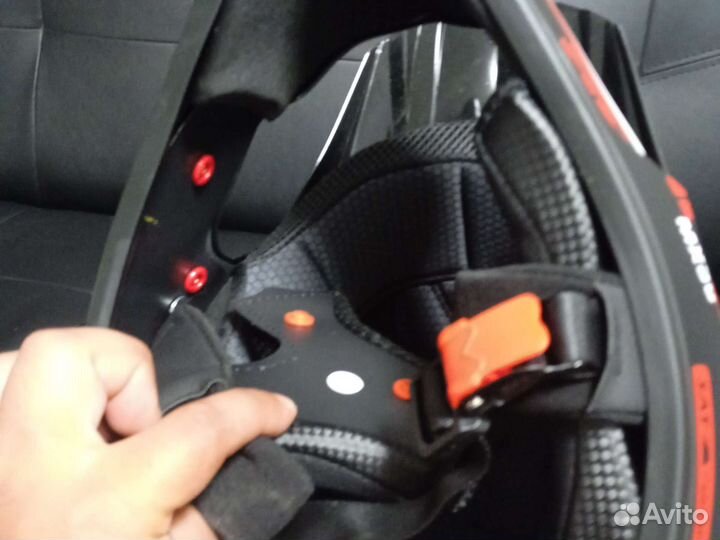 Мотошлем кроссовый