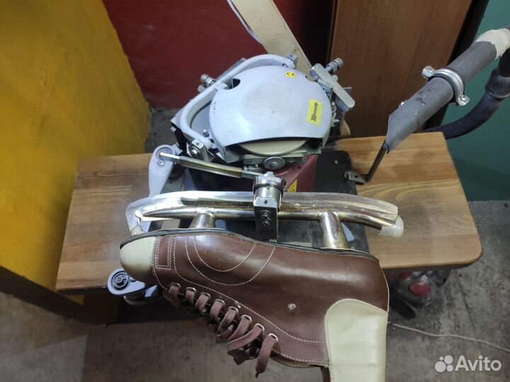 Заточка коньков, ремонт клюшек